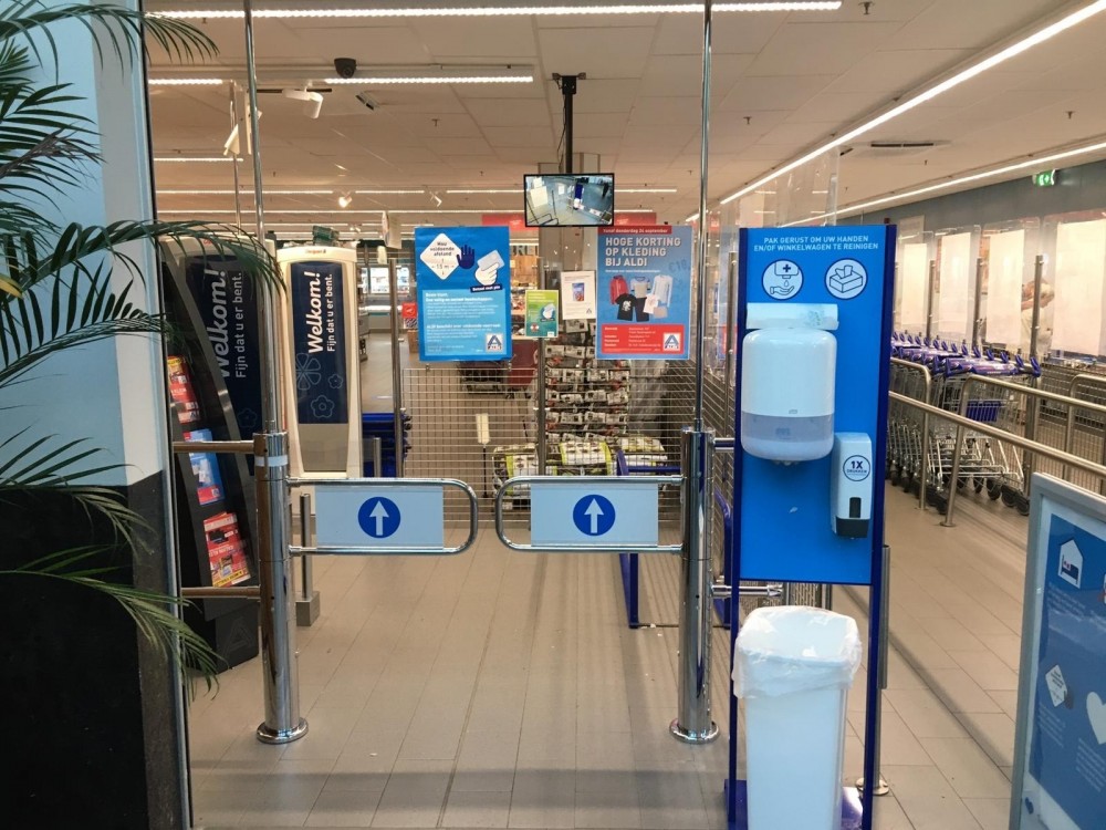 Elektrische ingang radar besturing, rechts openend